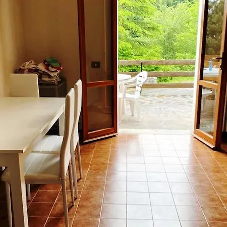 아파트 Immerso Nella Tranquillita